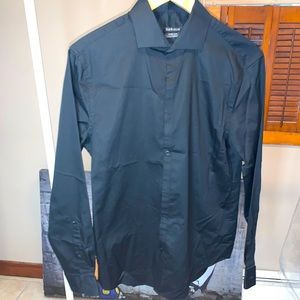 Van Heusen Men’s Button Down Shirt